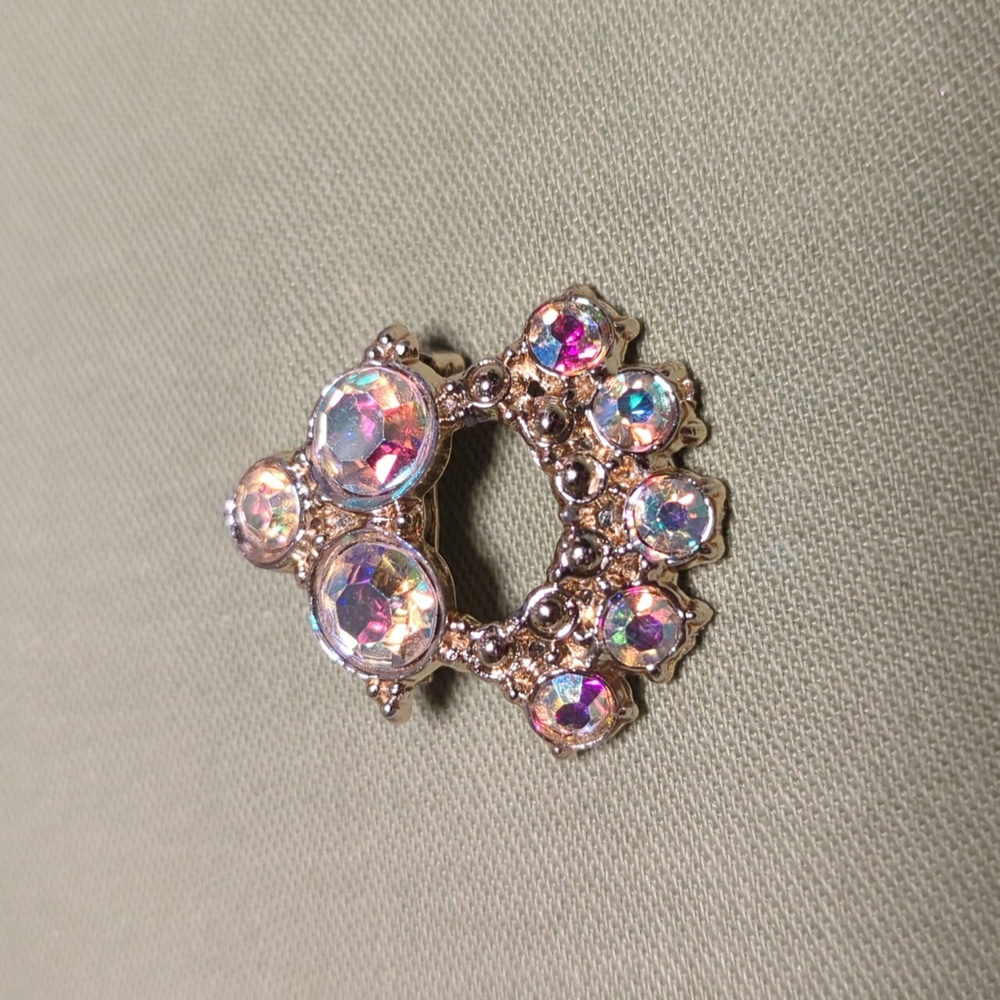 Vintage aurora borealis crystal brooch